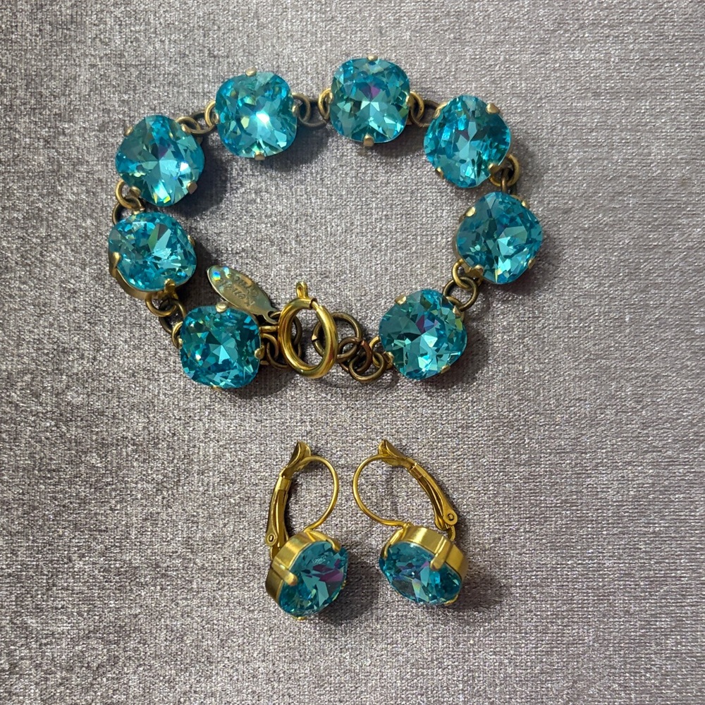 Elegant Blue Crystal Jewelry Set